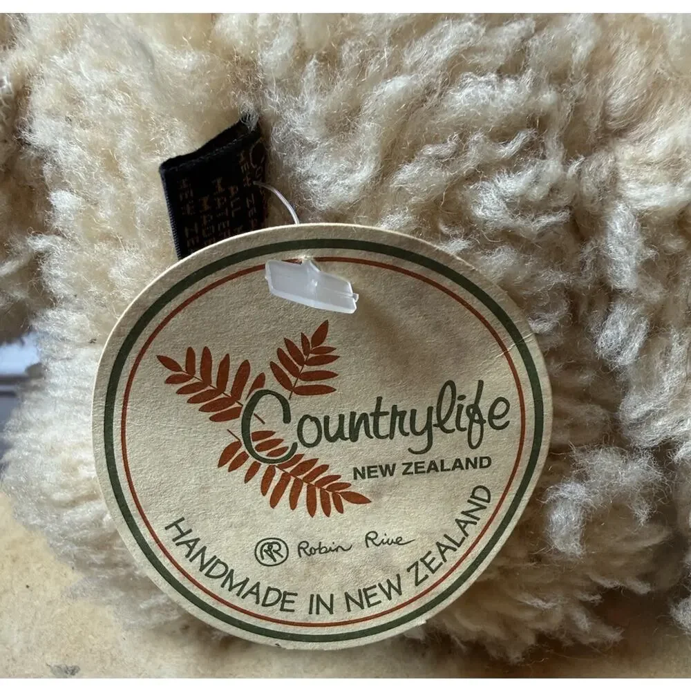 Countrylife New Zealand Handmade Lambswool Teddy Bear McWoolly Robin Rive Tags